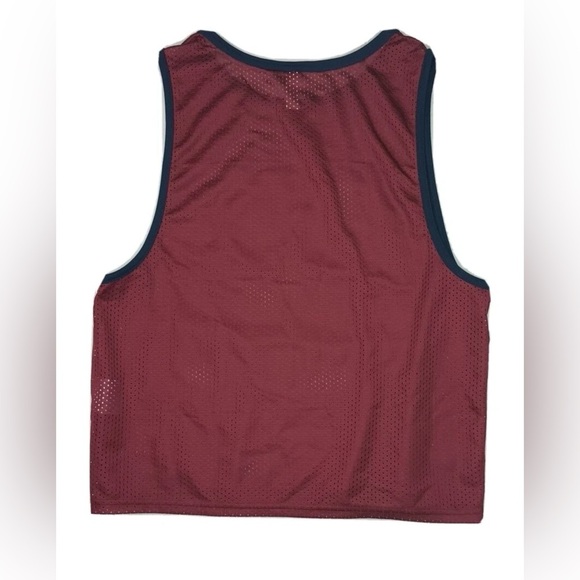 Under Armour Size Large Women’s Maroon Athletic Basketball Tank Top. New - Picture 6 of 7
